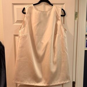 H&M Elegant Cream Sleeveless Shift Dress